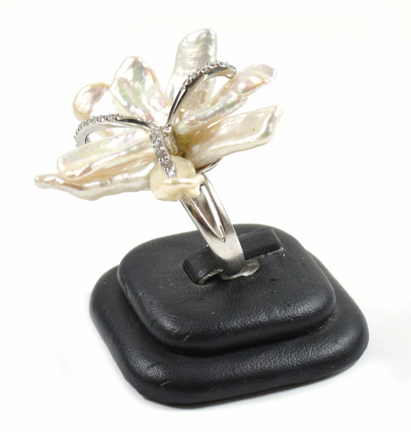 Anello in Argento 925 a Fiore con Scaramazze e Cubic Zirconia - immagine 2