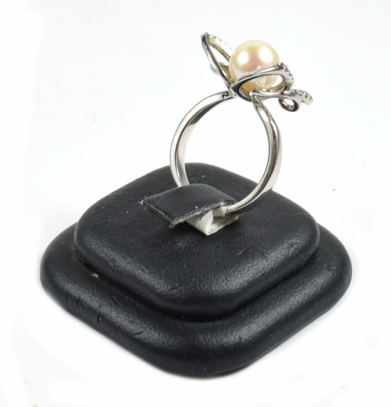 Anello in Argento 925 a Farfalla con Perla e Cubic Zirconia - immagine 2