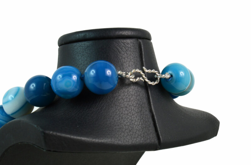 Collana in Agata Blu liscia e chiusura in Argento 925 - immagine 2