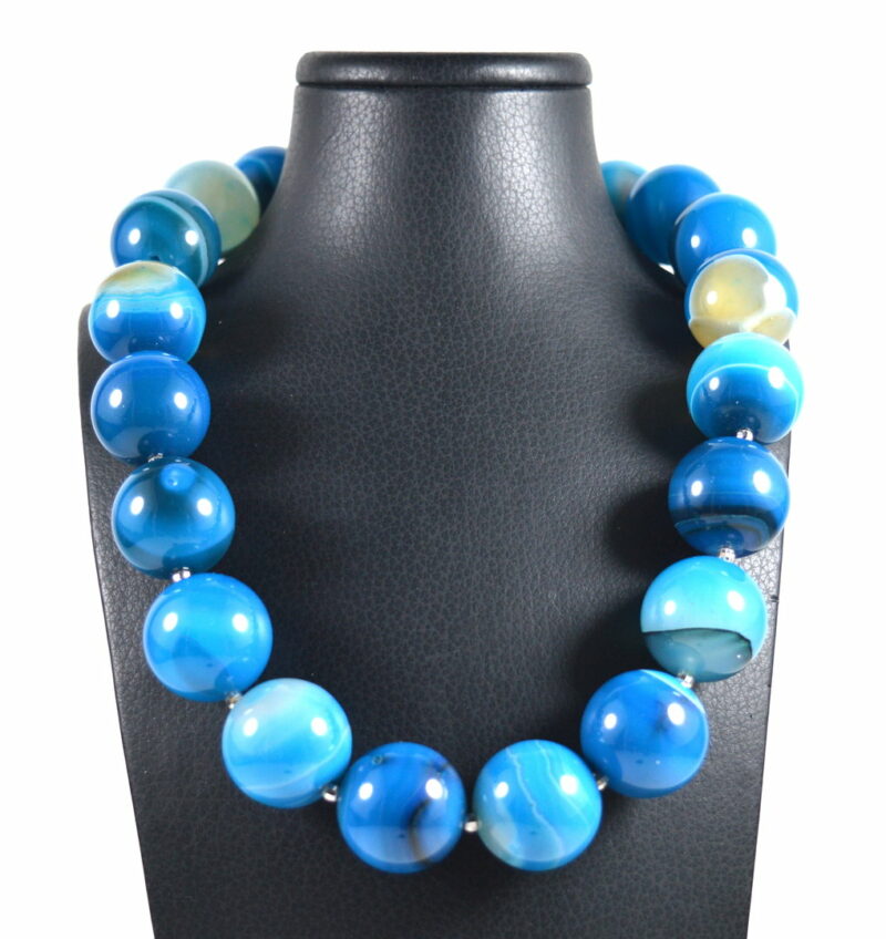 Collana in Agata Blu, Intercalari e Chiusura in Argento 925