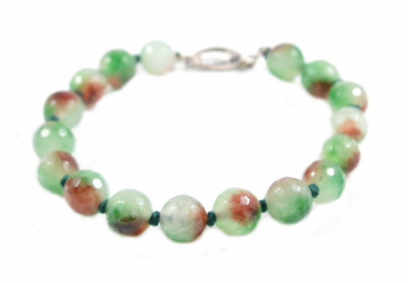 Bracciale in Giada e Chiusura in Argento 925