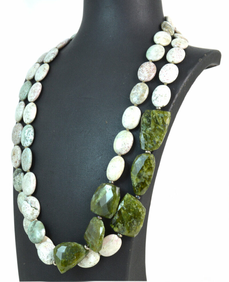 Collana a due Fili in Giada e Diaspro con Chiusura in Argento 925 - immagine 2