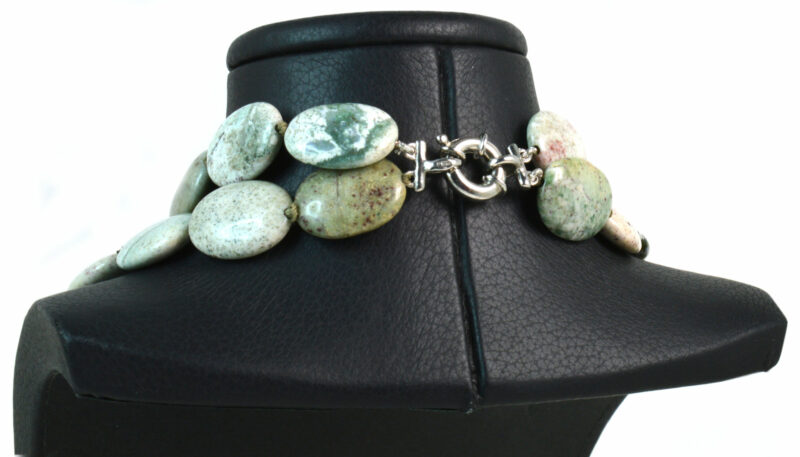 Collana a due Fili in Giada e Diaspro con Chiusura in Argento 925 - immagine 4