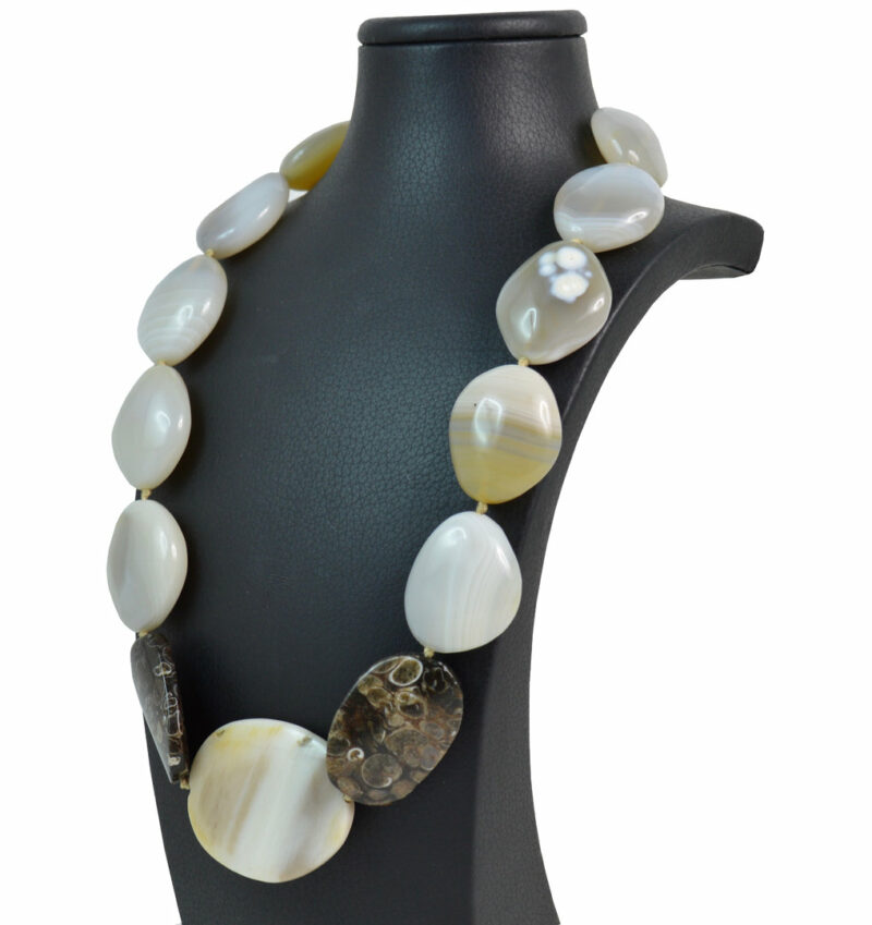 Collana a scalare in Agata e chiusura in Argento 925 - immagine 2