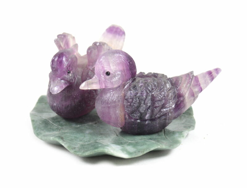 Paperi in Fluorite su Foglia di Giada. Soprammobile, Idea Regalo - immagine 2