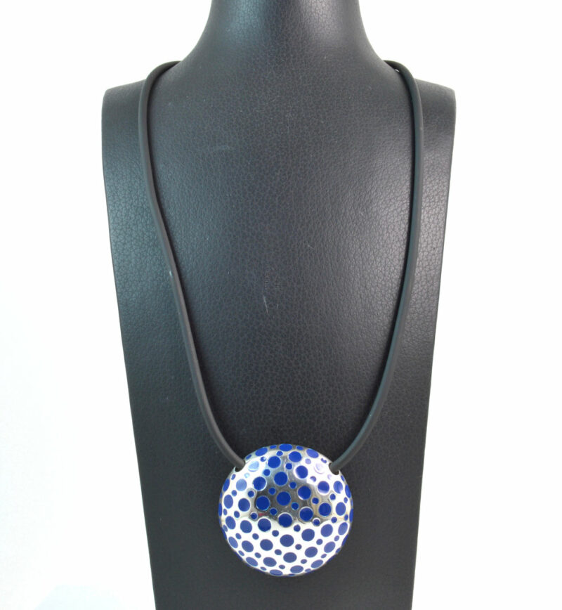 Ciondolo Pois in Argento 925, Smalto Blu e Collana in Caucciù