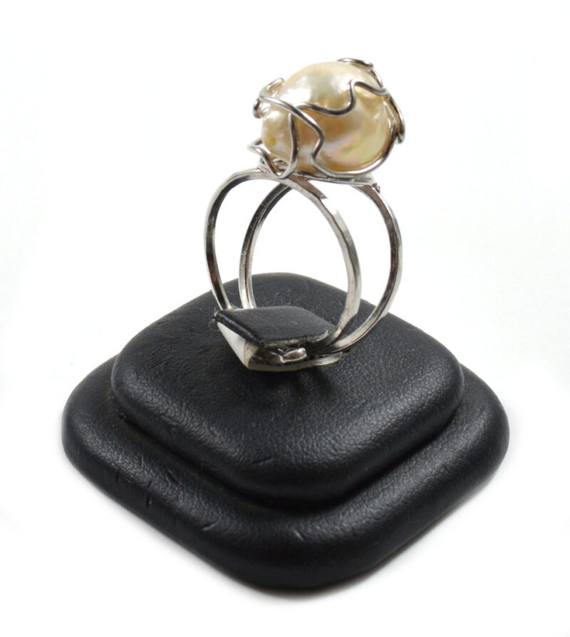 Anello Lavorato in Argento 925 con Scaramazza - immagine 4