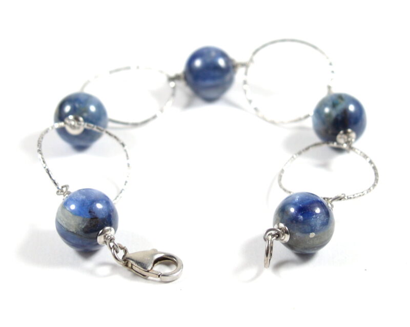 Bracciale in Cianite con Inserzioni Geometriche e Chiusura in Argento 925 - immagine 2